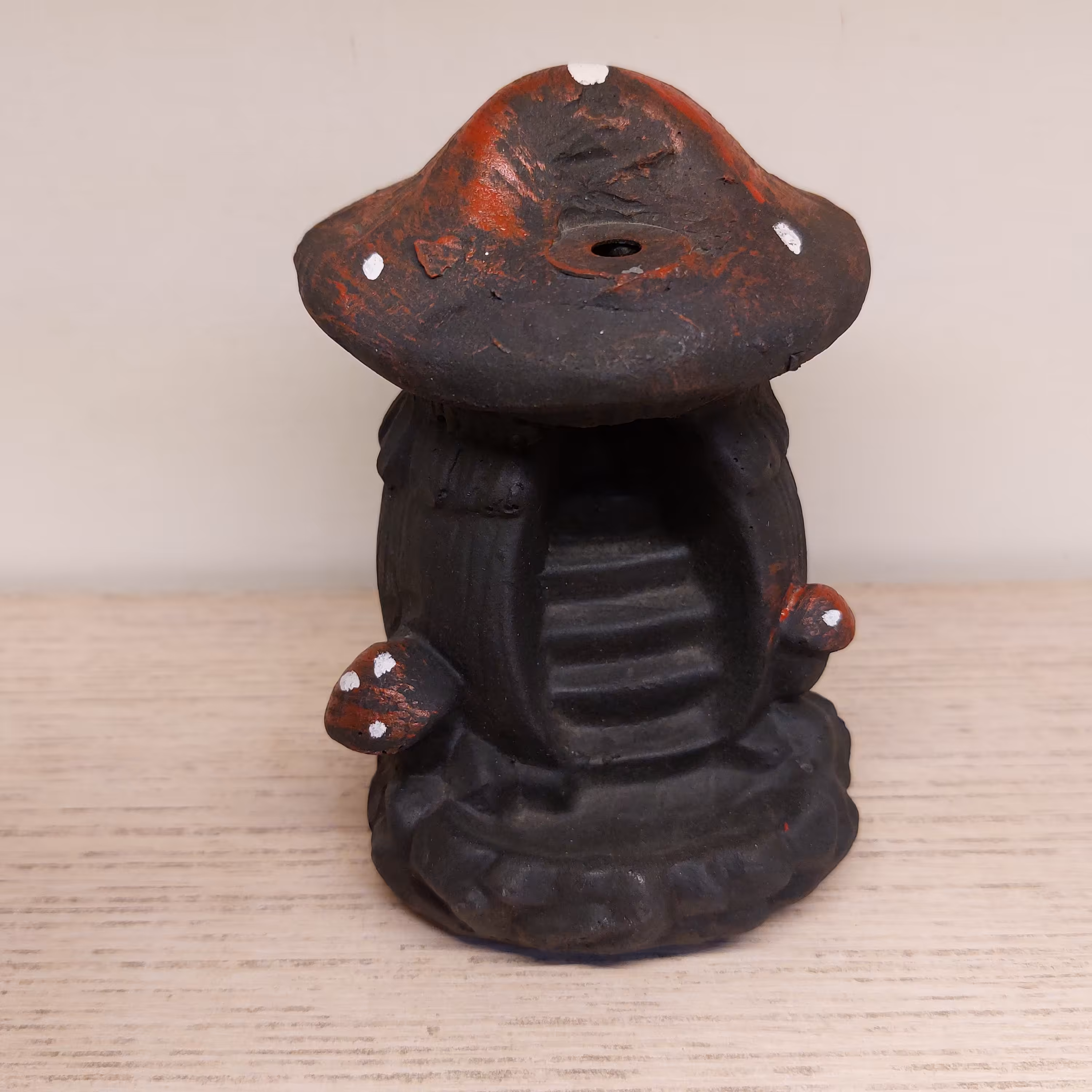 جاعودی آبشاری قارچ سایز کوچک 