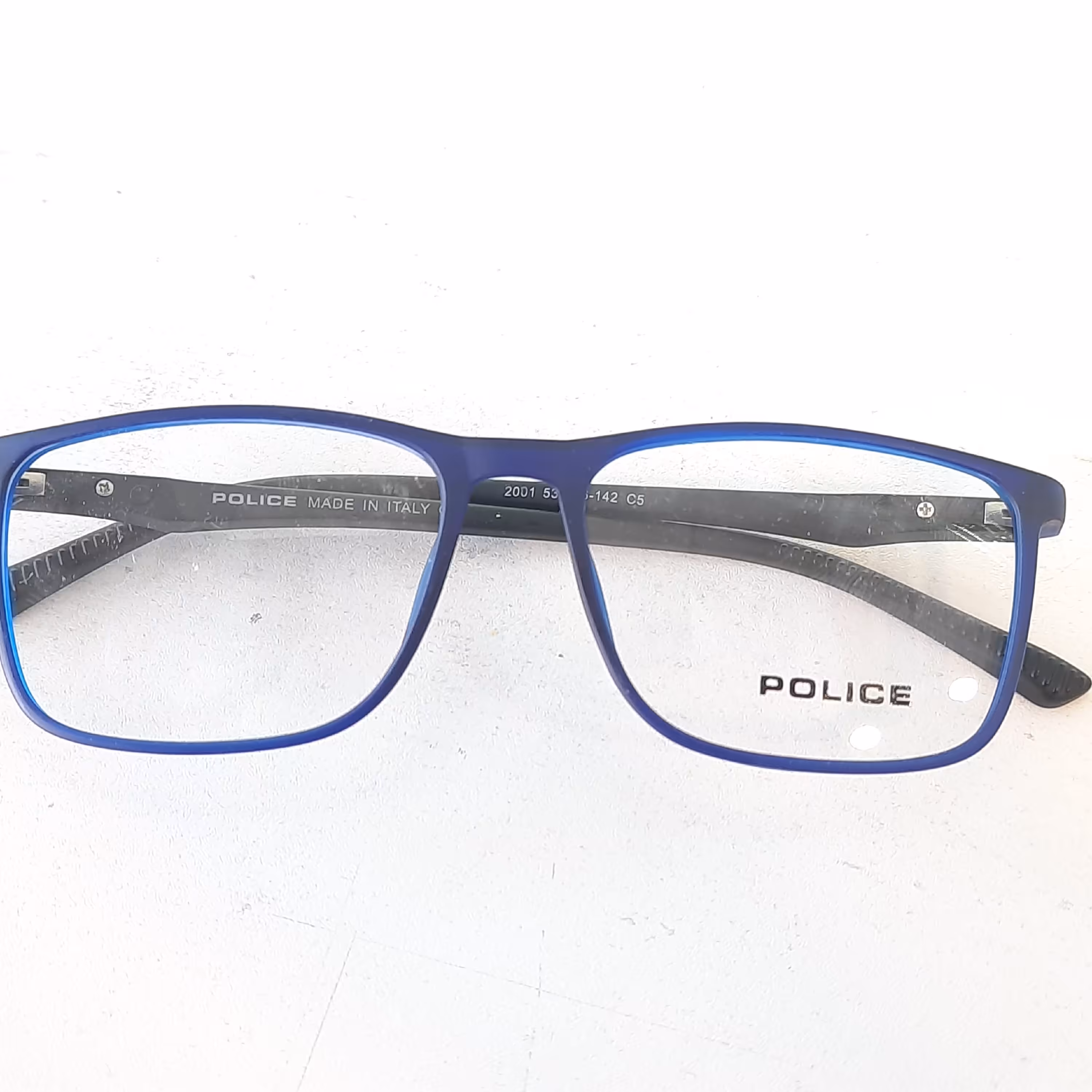 عینک طبی با عدسی آنتی رفلکس  نمره دار اختصاصی  همراه با جلد و دستمال عینک 