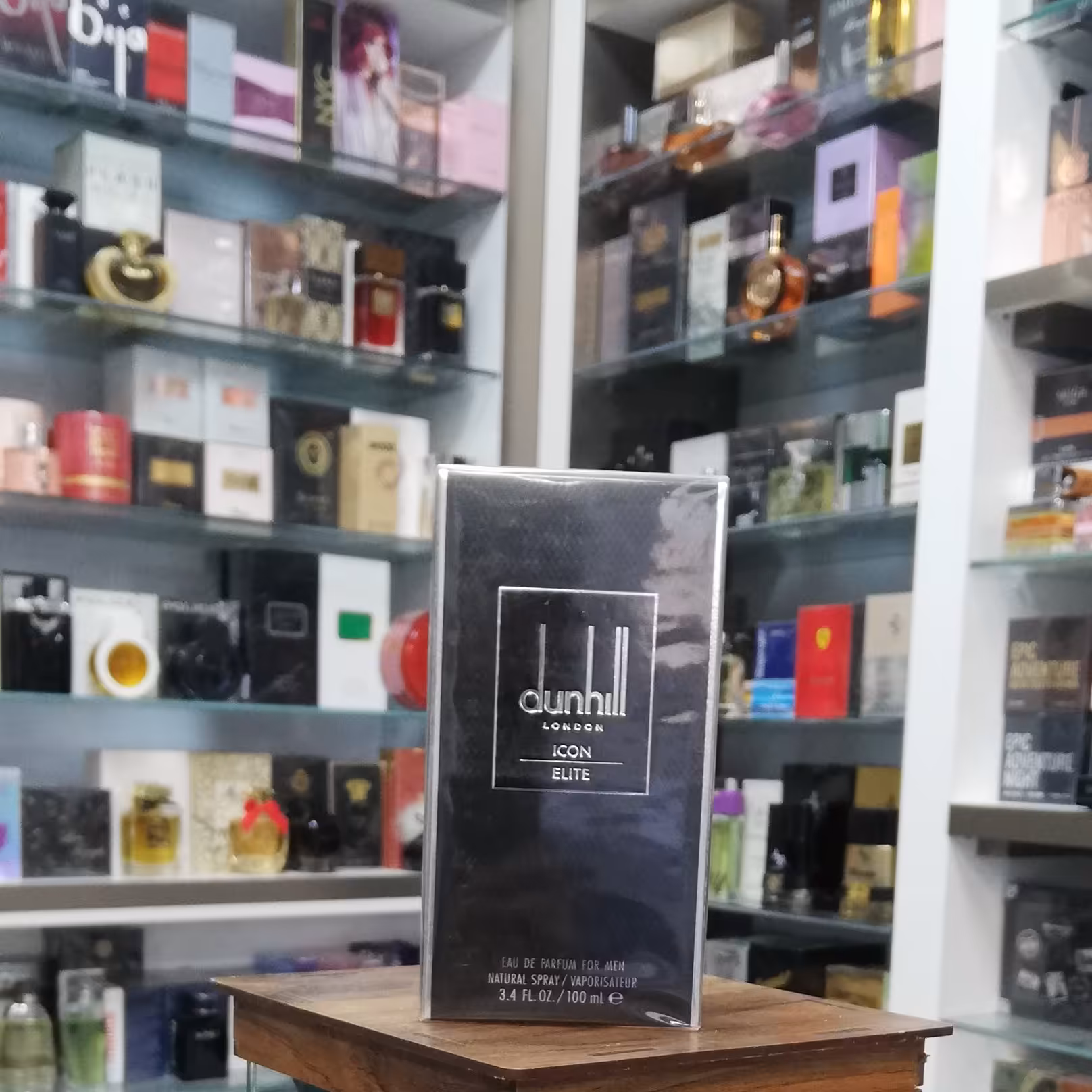 عطر دانهیل آیکون الیت ادو پرفیوم

dunhill ICON ELITE EDP

