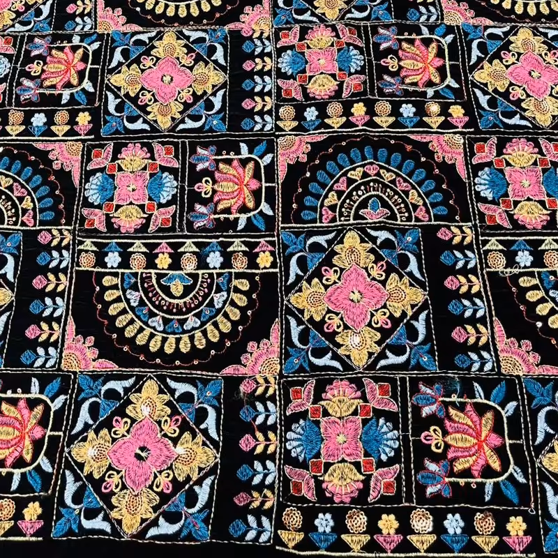 مخمل سوزندوزی9000پارچه حیات