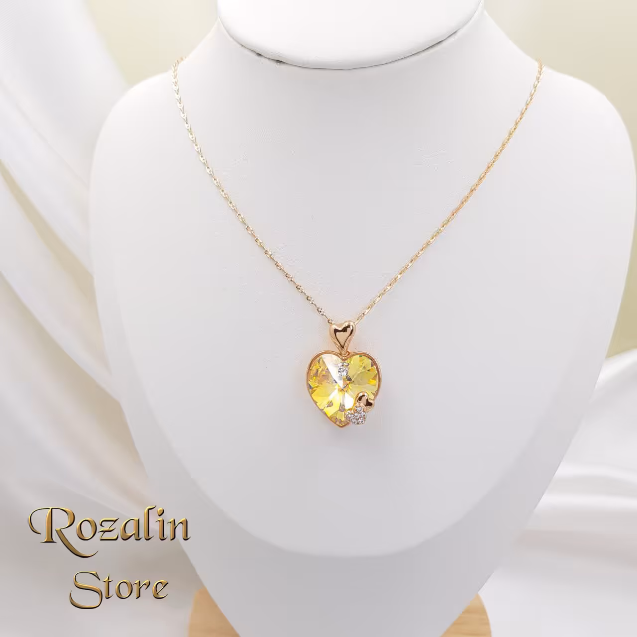 گردنبند زنانه ژوپینگ نگین سواروسکی مدل قلب زرد