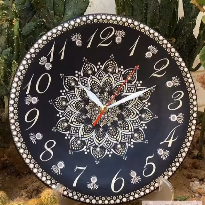 ساعت دیواری با طرح دلخواه شما