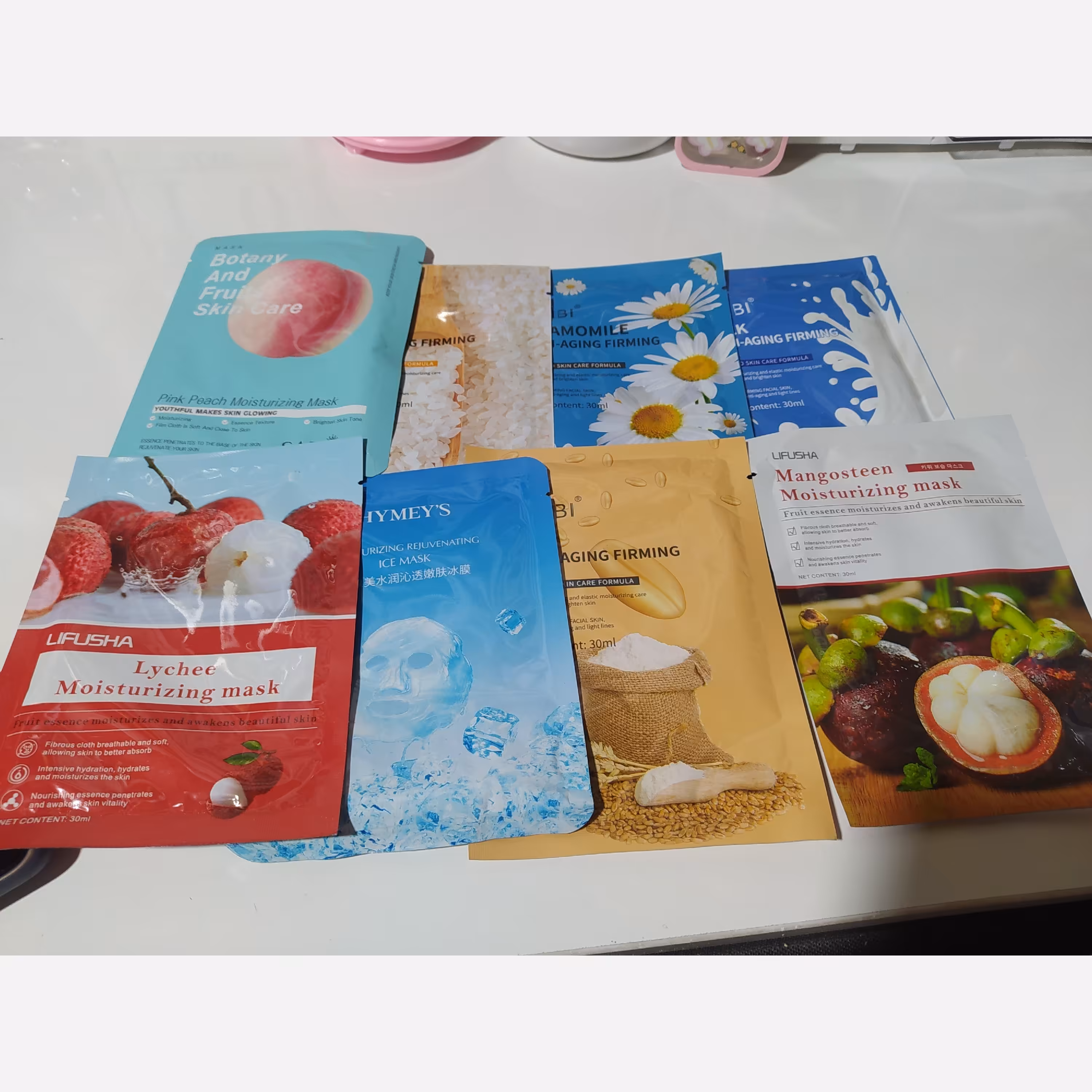 20 عدد ماسک ورقه ای متنوع رایحه های میوه ای و دلنشین ضدلک سفید کننده و آبرسان