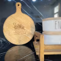 تخته گوشت مدل گرد دسته دار