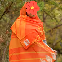 شال با طراحی انحصاری قواره دار رنگ نارنجی