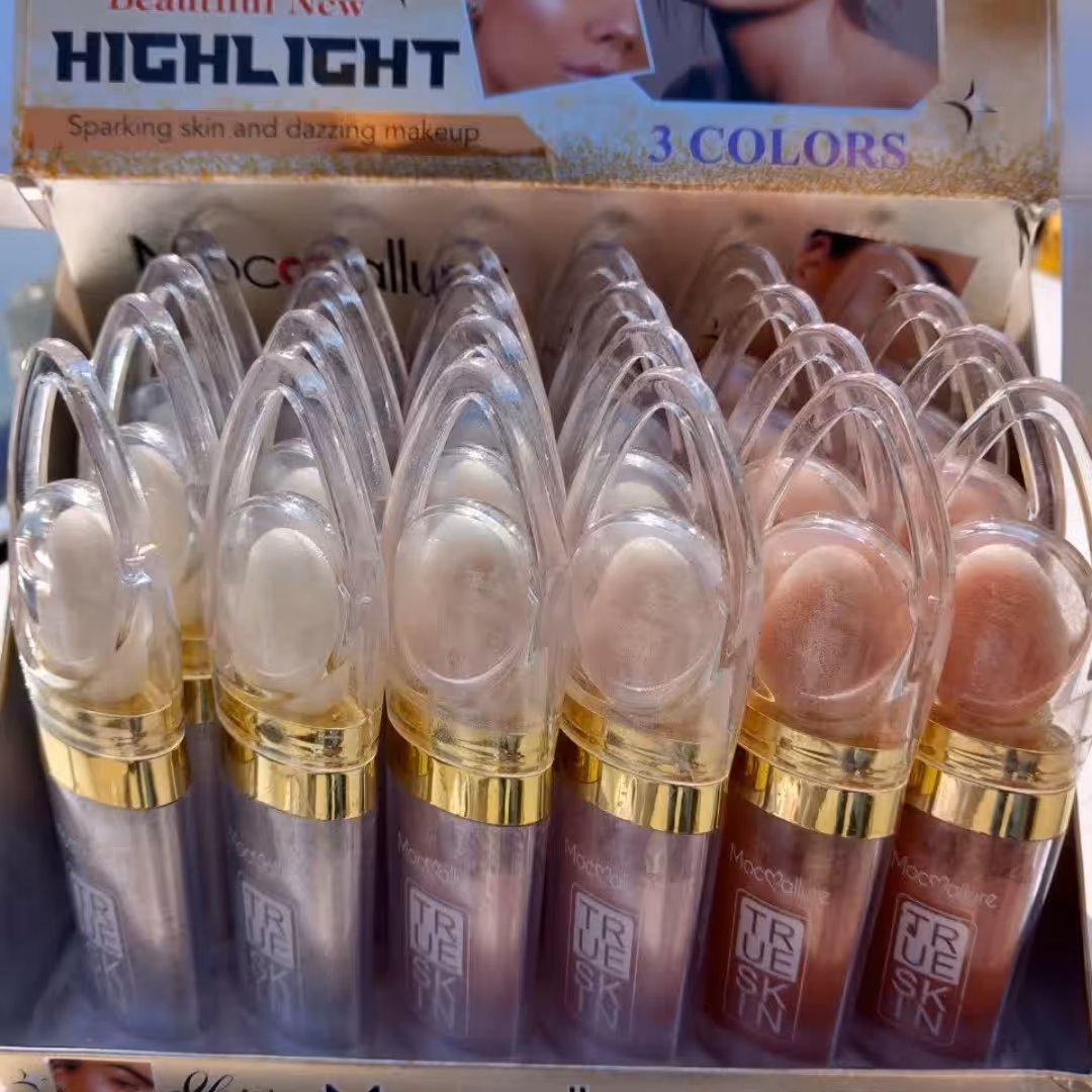 شیمر و هایلایترصورت و بدن محصولات پوست 