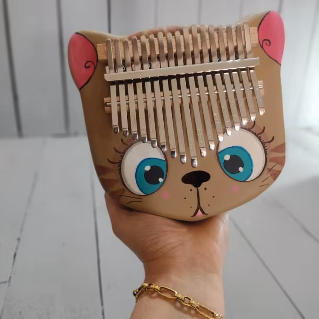 کالیمبا بدون حفره، پیشی طرح فانتزی، مارک بلوط