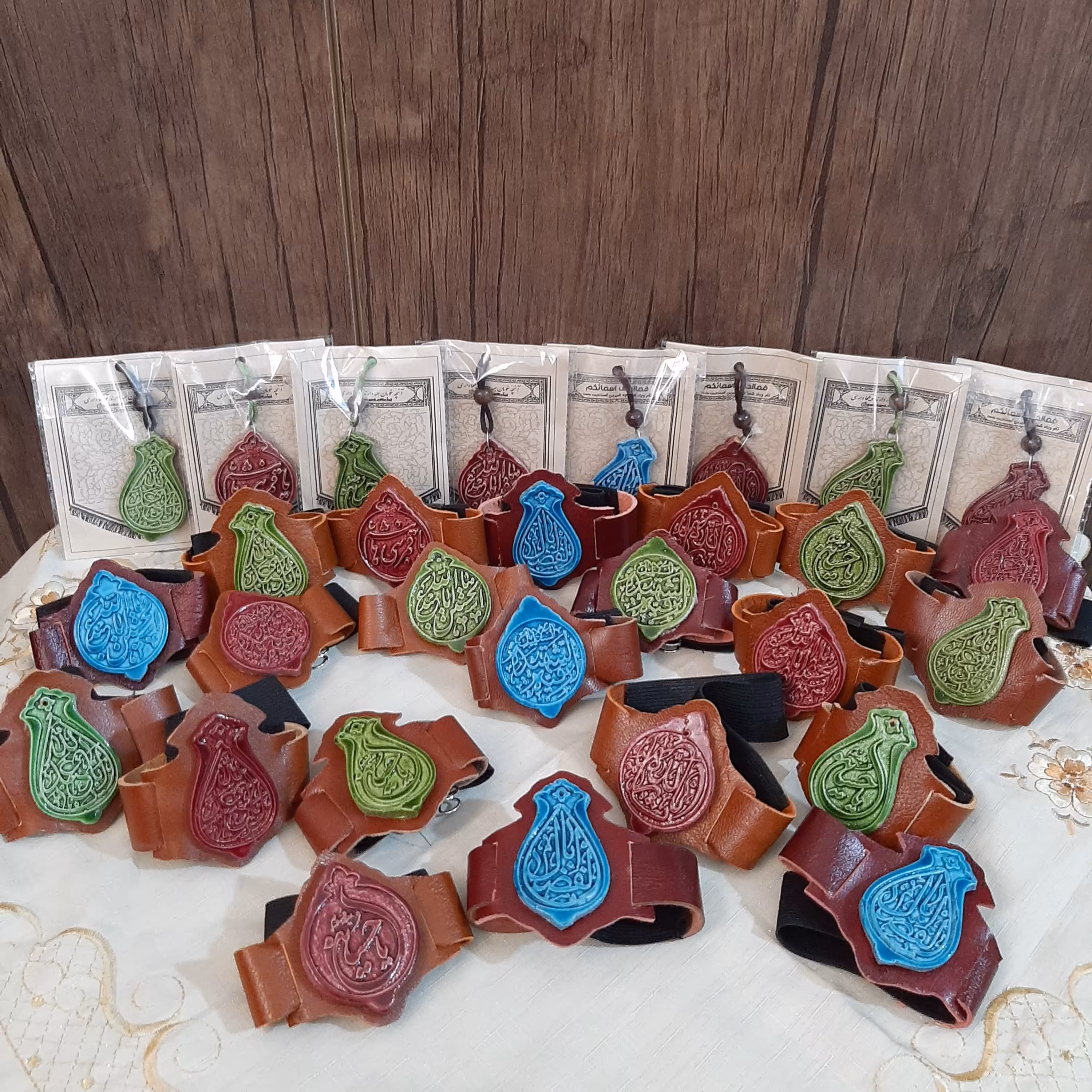 بازوبند چرم طبیعی