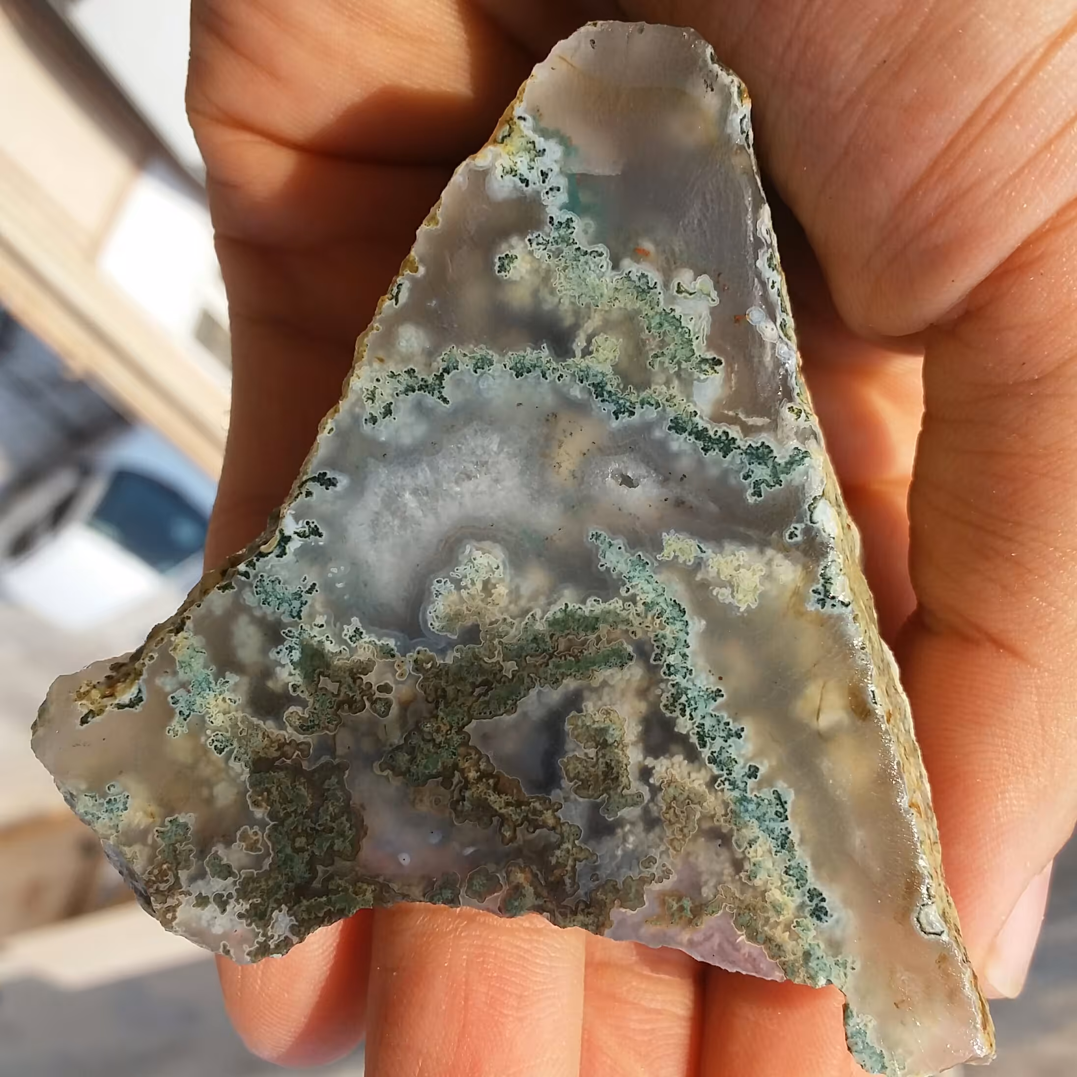 اسلایس سنگ راف عقیق شجر شکوفه 7رنگ دیدنی 100 در 100 طبیعی شاهکار خلقت
با قابلیت ساخت چند نگین فوق العاده خااص
