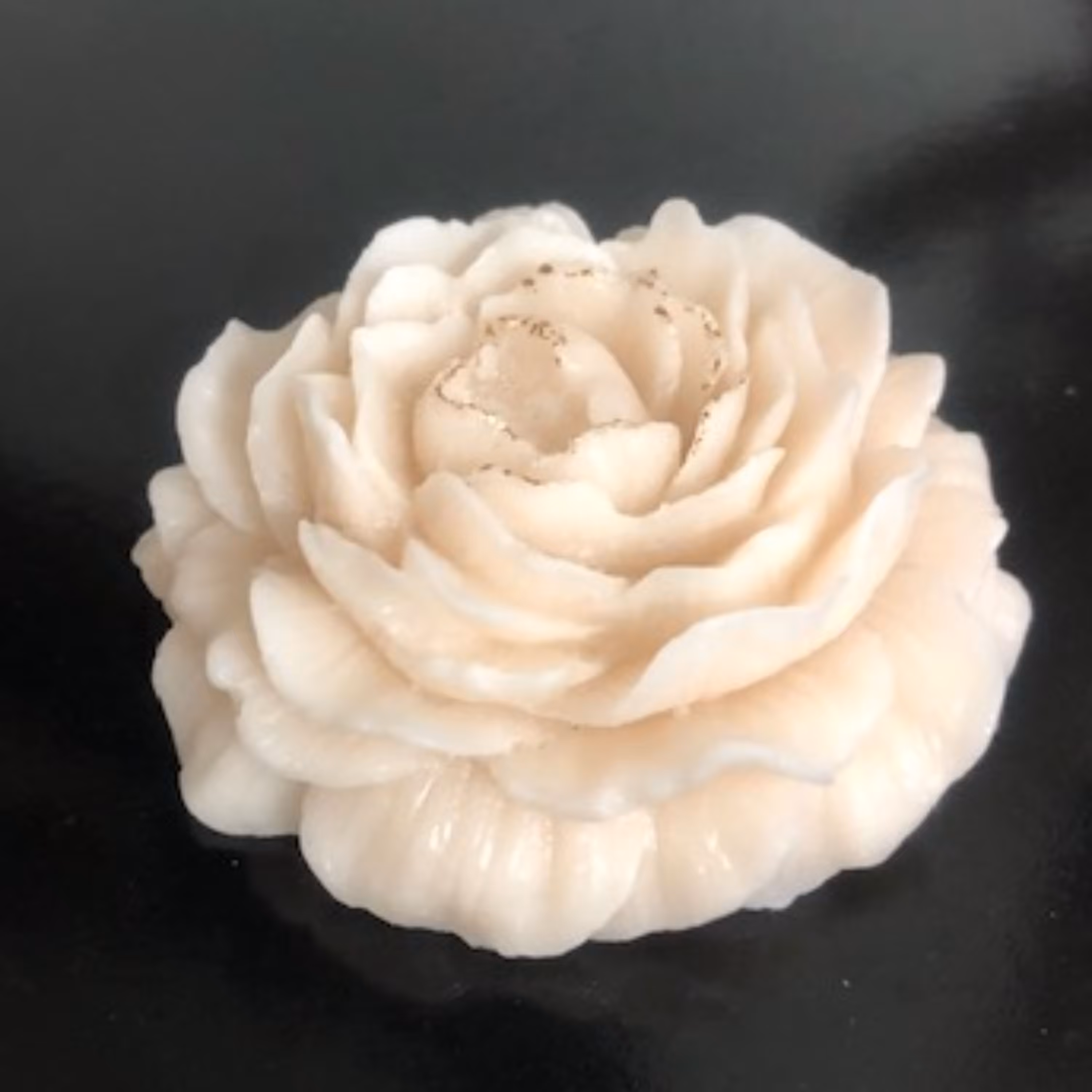 شمع گل آلاله با رنگ تورتیلا- طول8 و ارتفاع3