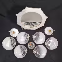 هفت سین رزینی سفید نقره ای 10 تکه با آینه و شمعدان 