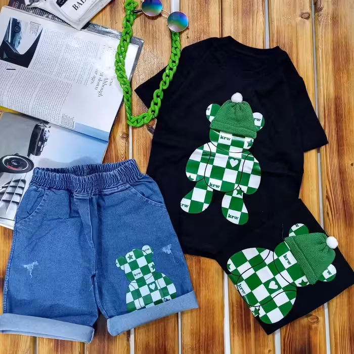 ست تیشرت و شلوارک جین اسپورت شیک و جذاب مناسب حدود سنی 3 تا 12 سال کیفیت عالی جنس تیشرت پنبه یکرو شلوارک جین شسته شده