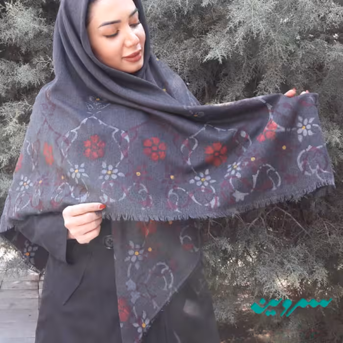 روسری سحر نوک مدادی برند سروین چاپ دستی
