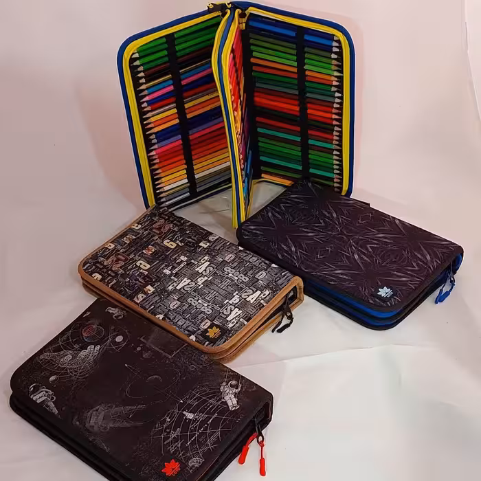 کیف مدادرنگی 120رنگ دوزیپ مدادرنگی ها نمایشی هست (پس کرایه)