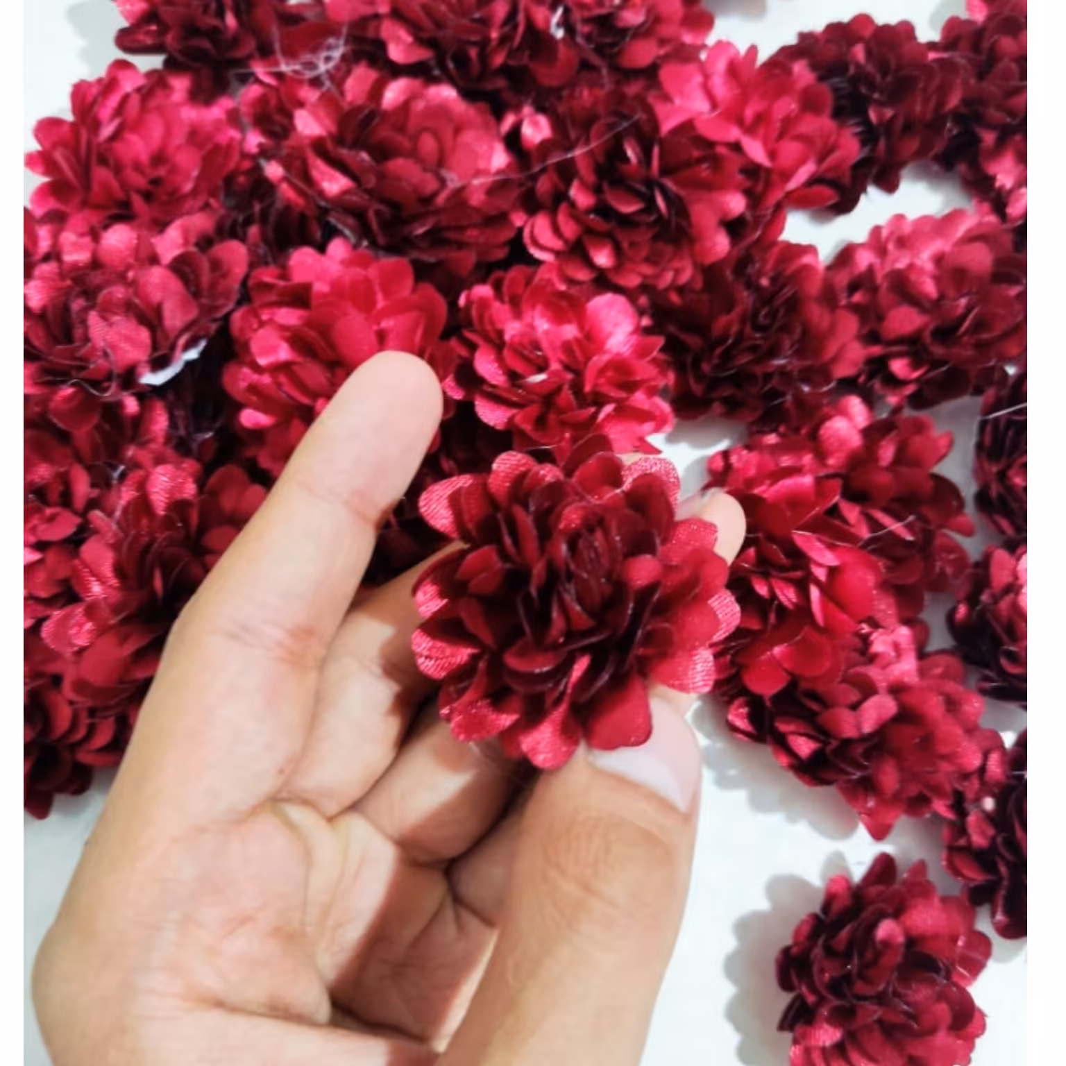 گل پارچه ایی داوودی زرشکی ساتن