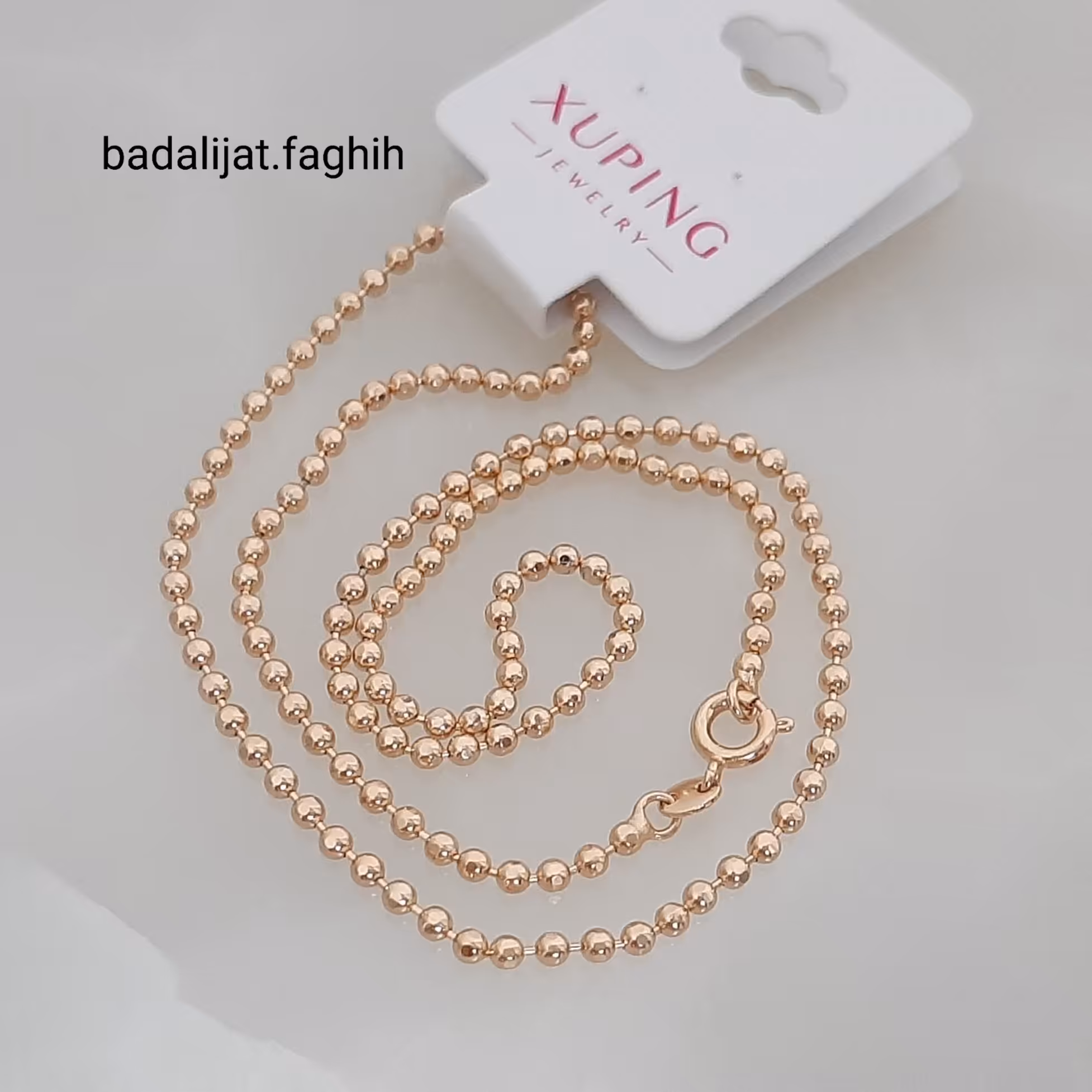 زنجیر و گردنبند توپی برند ژوپینگ کاملا رنگ ثابت آبکاری طلا شده و مناسب استفاده روزانه لطفا توضیحات رو بخونید 