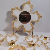 آینه طرح گل پنج پر  سفید طلایی مناسب هفتسین