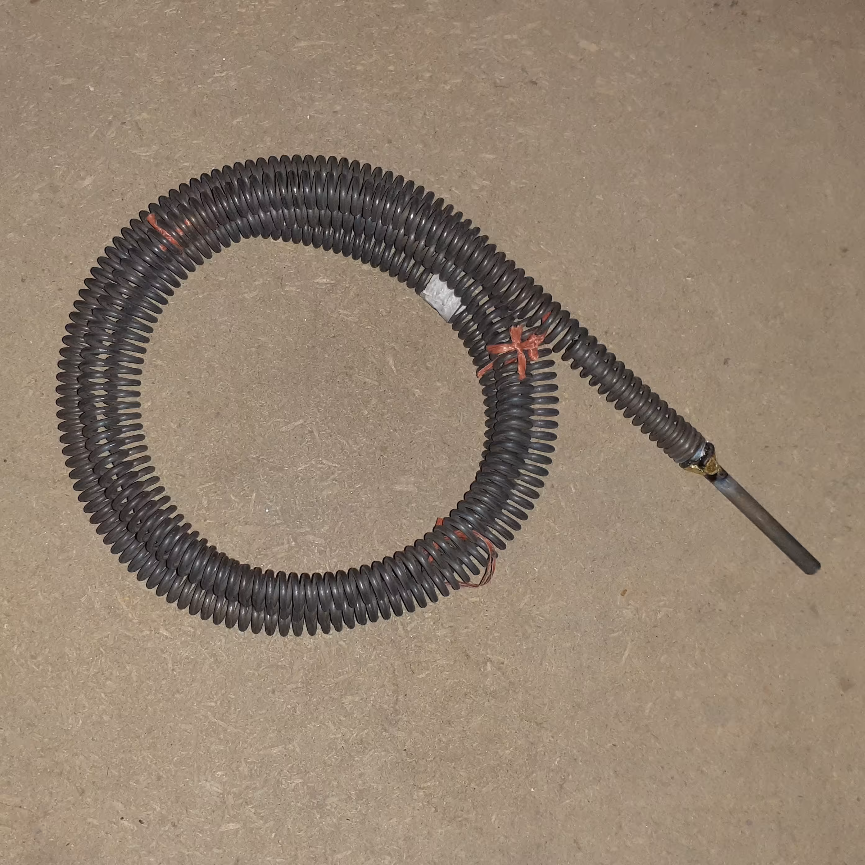 فنر لوله بازکنی2متری کیوان (مفتول 3 قطر 17)