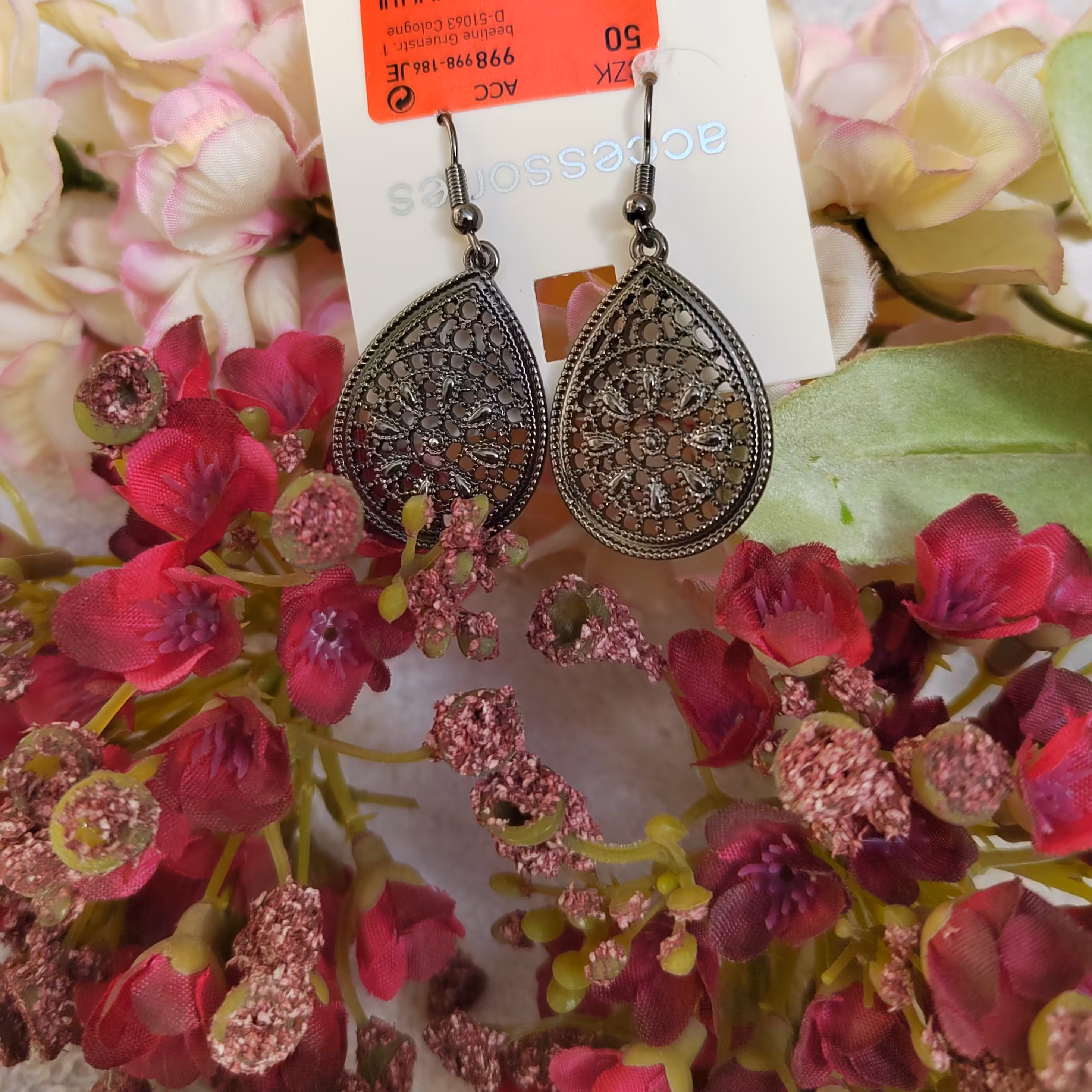 گوشواره آویز مشکی