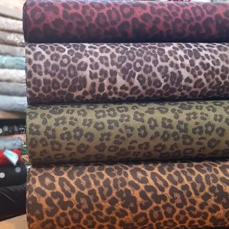 مخمل پلنگی درجه یک  مخصوص پالتو وسرهم وکت