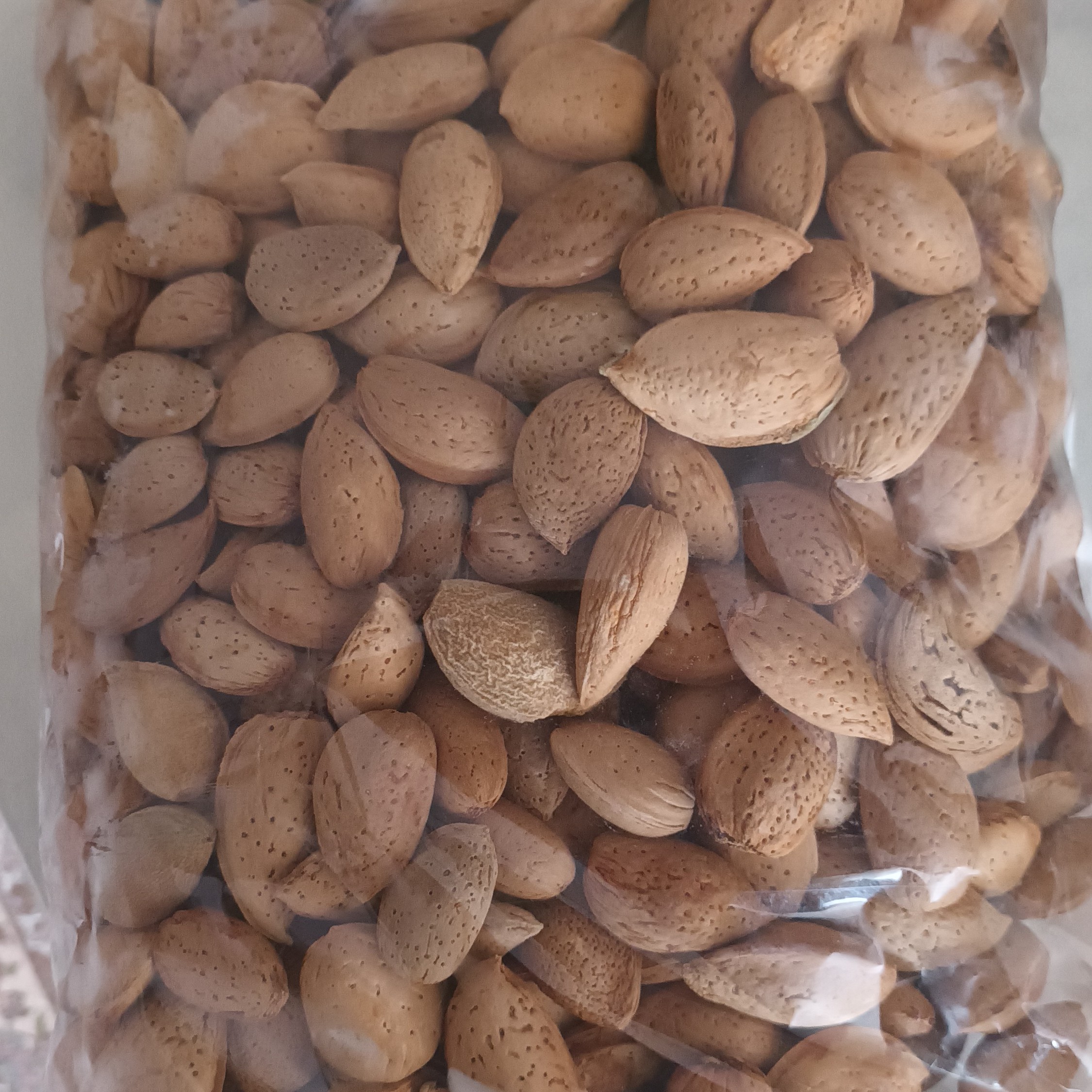بادام عالی و درجه یک