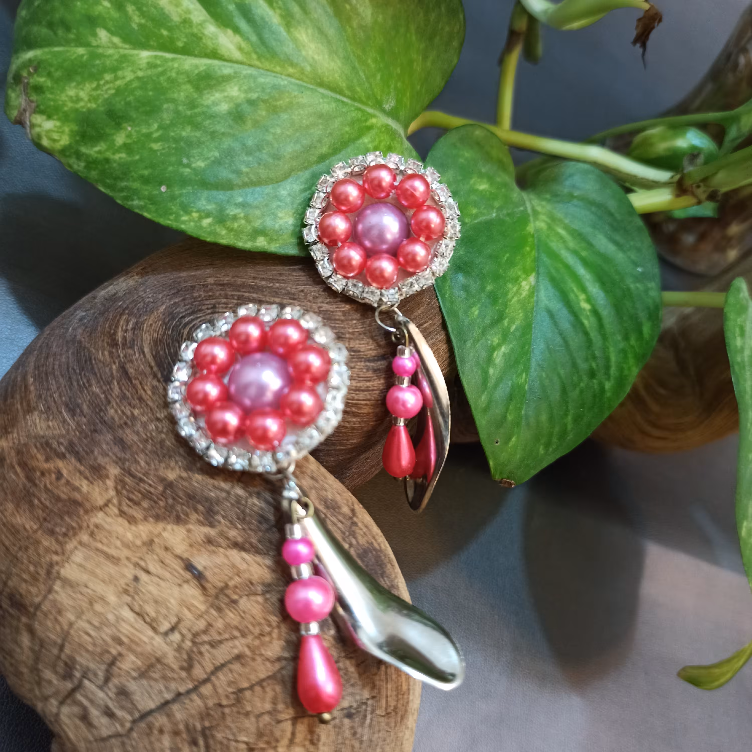 گوشواره نگیندار بسیار سبک 