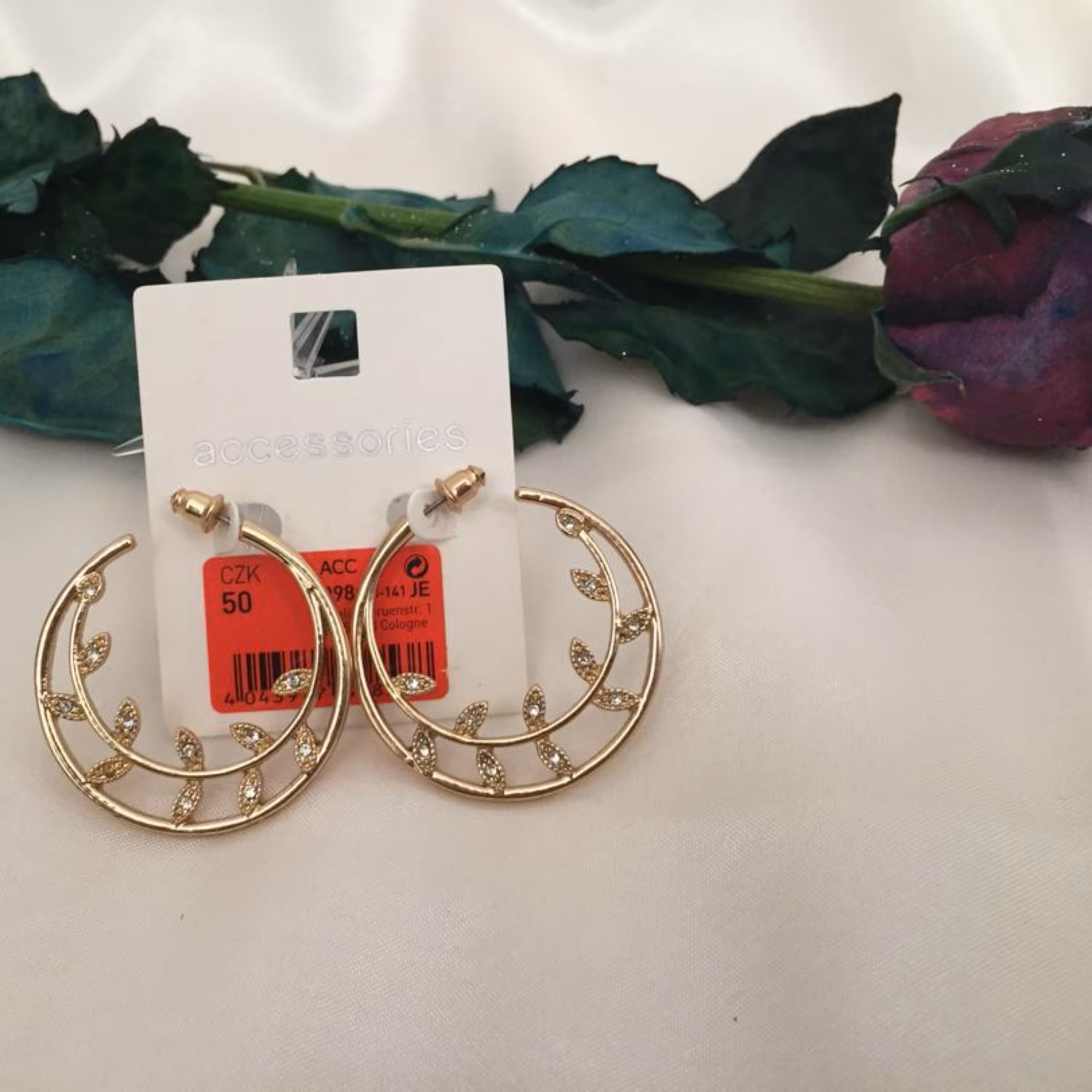 گوشواره دایره ای طرح برگ