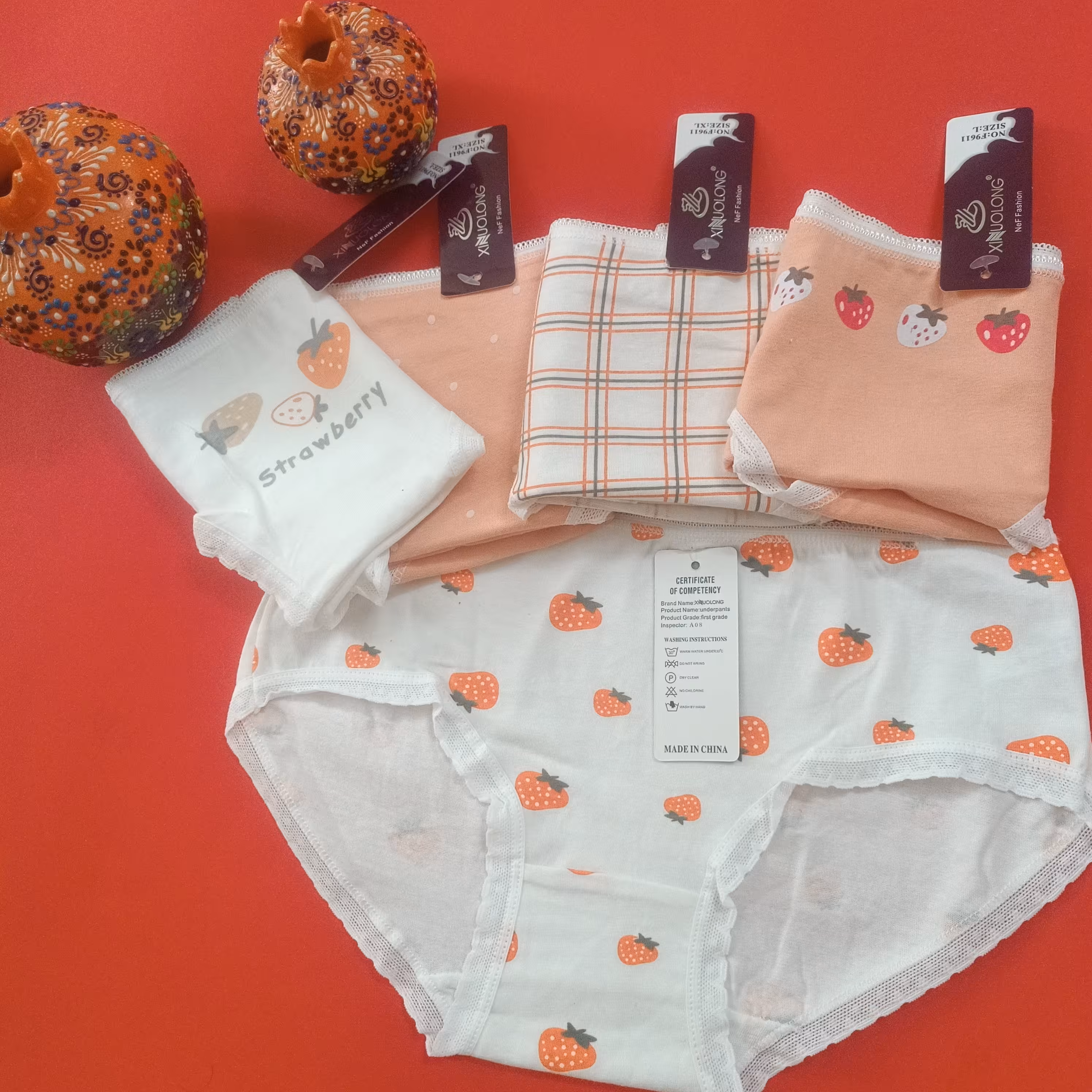 شورت عروسکی توت فرنگی نارنجی