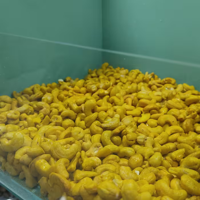 بادام هندی شور 