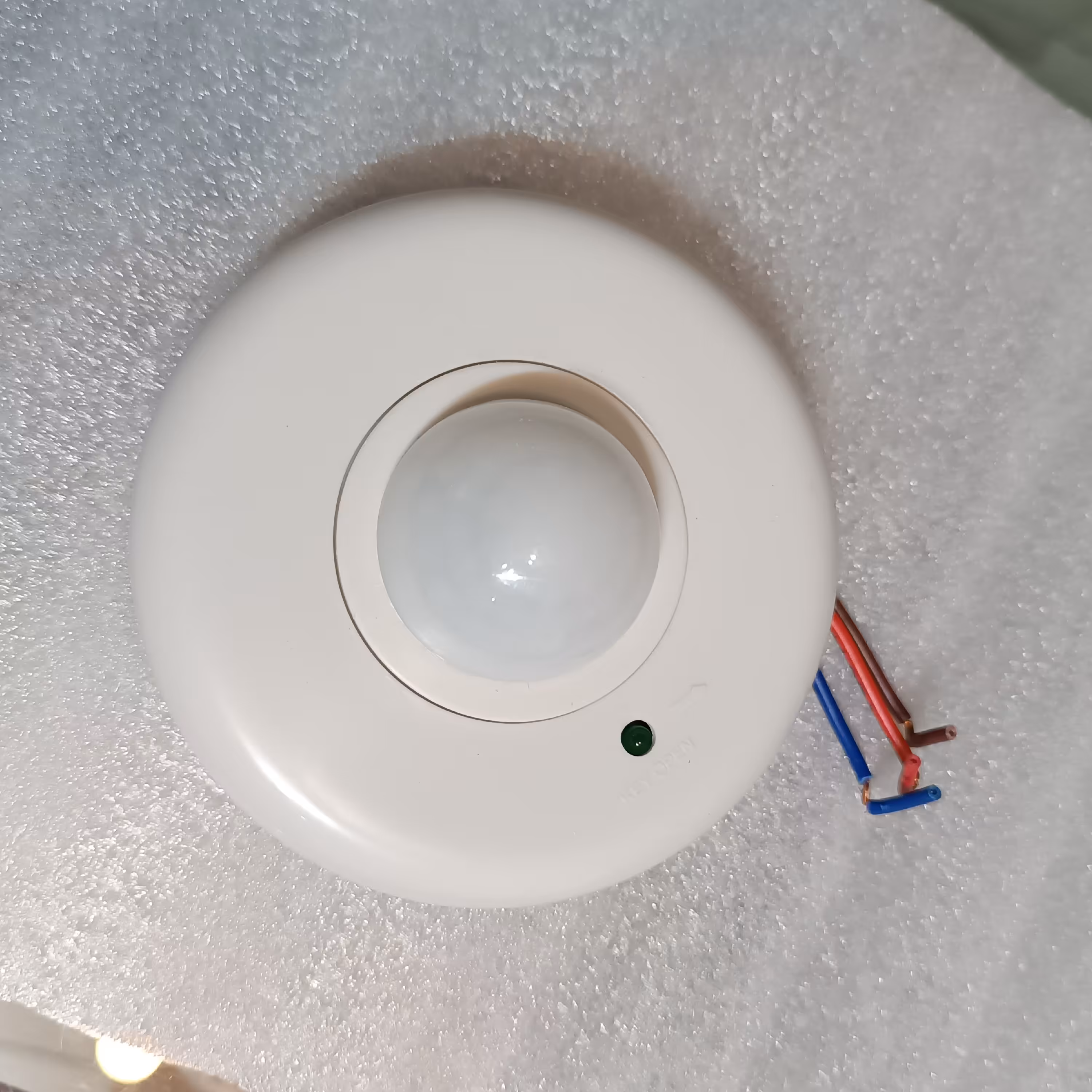 سنسور 360 درجه روکار سگال با یک سال گارانتی تعویض