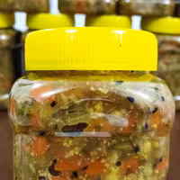 ترشی مخلوط خانگی سه کیلویی