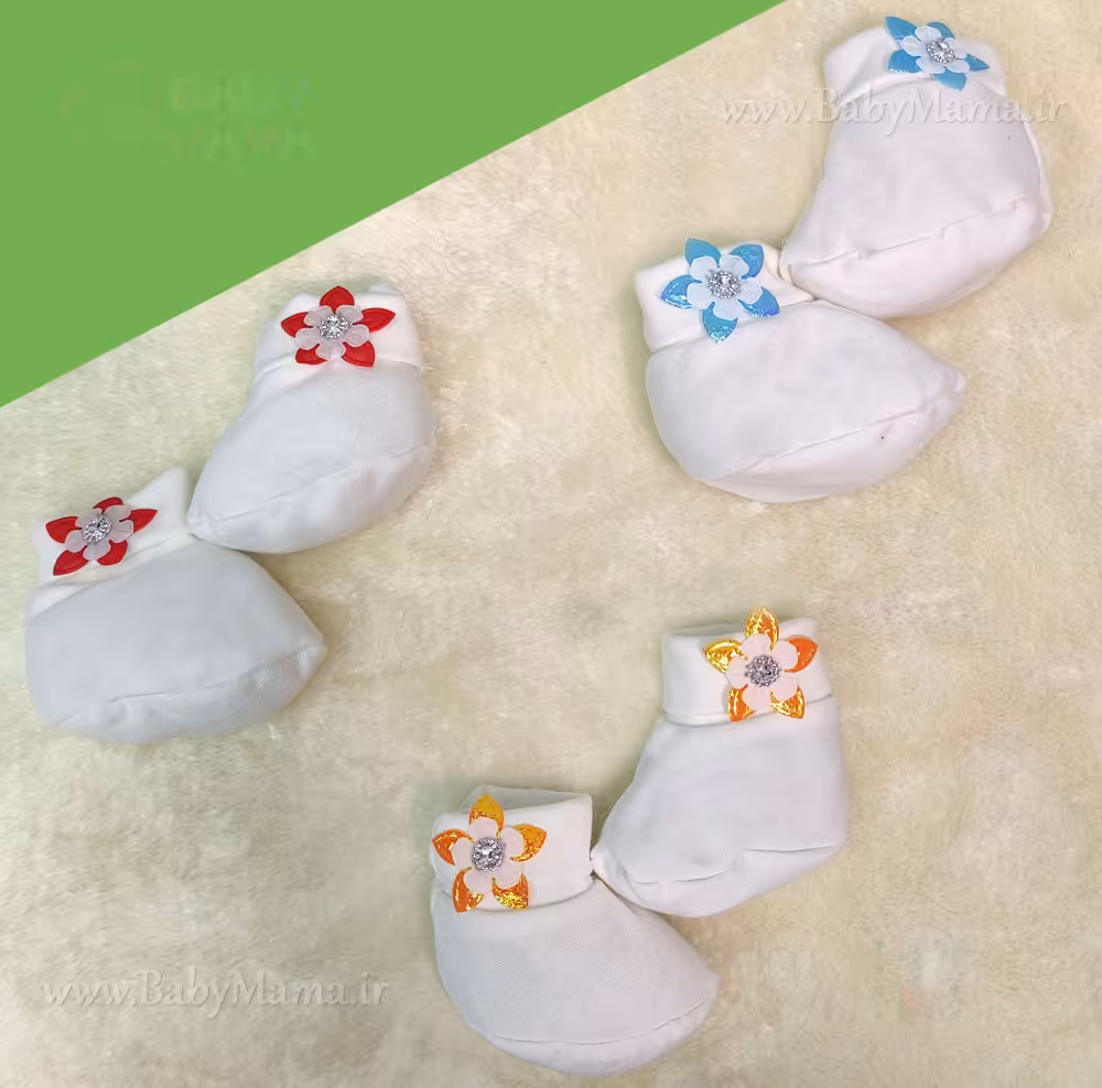 پاپوش نوزادی گل نگین دار