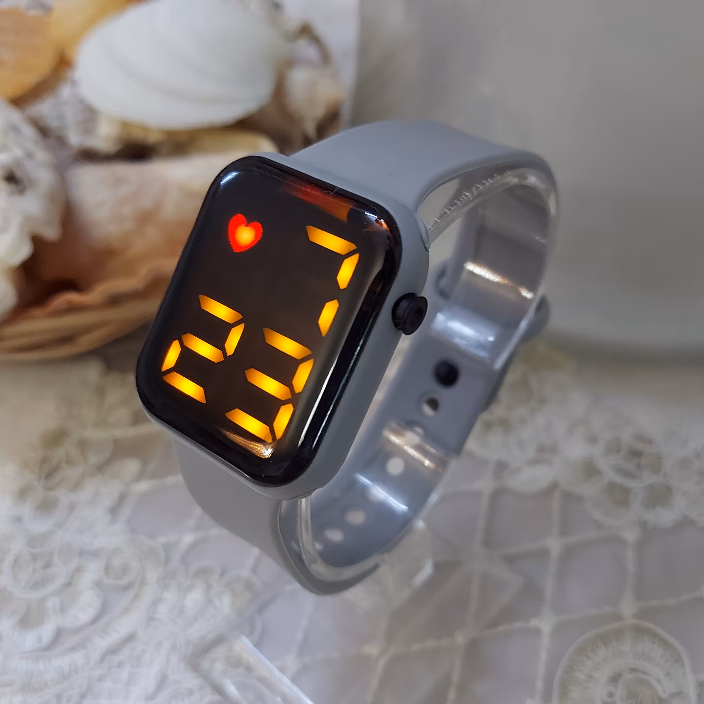 ساعت دیجیتالی اسپرت طرح اپل واچ طوسی 