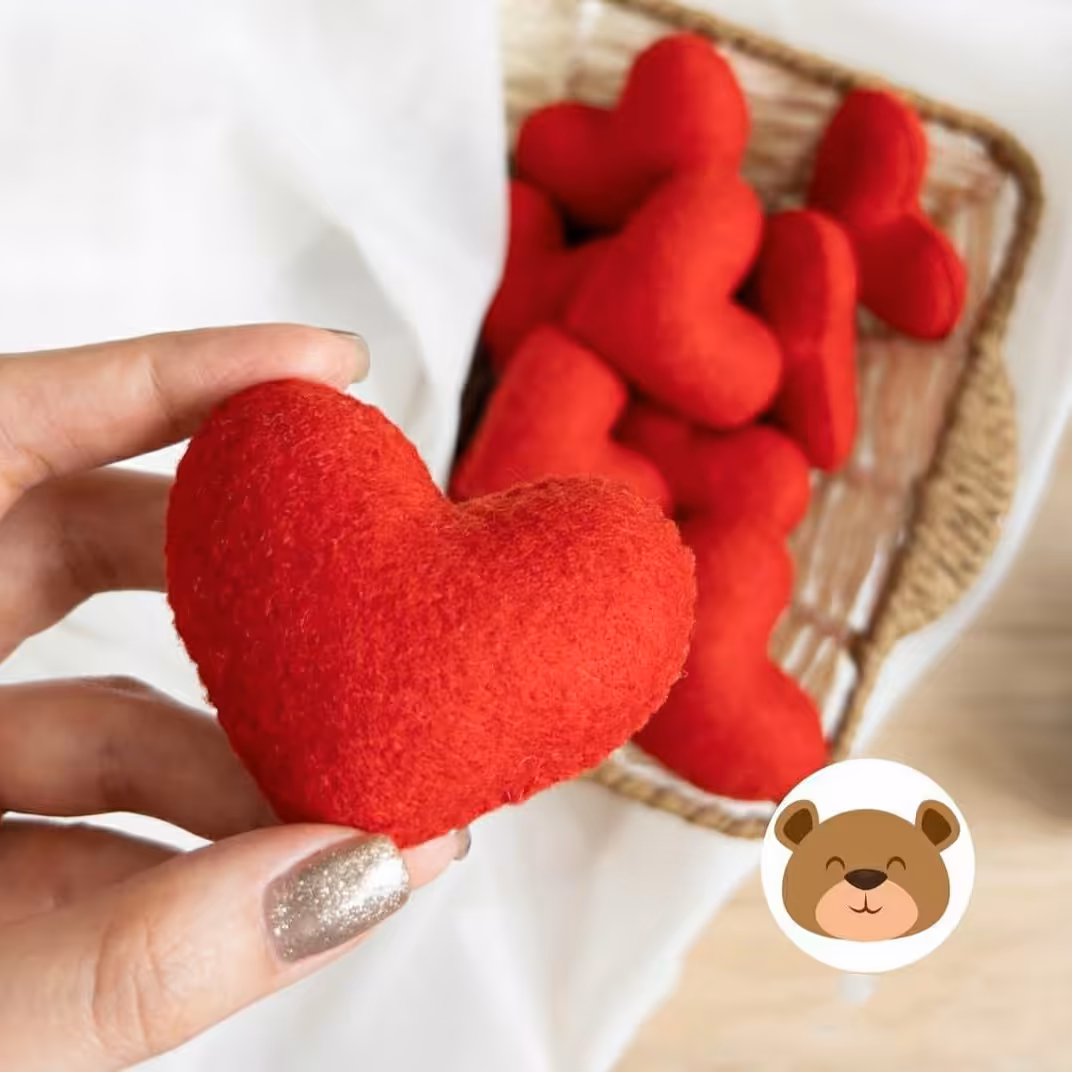 قلبهای قرمز 7و5سانتی مناسب برای باکس