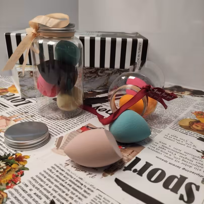 پک 4عددی بیوتی بلندر و پد اسفنجی در 4مدل مدل  متفاوت با رنگبندی شیک و زیبا