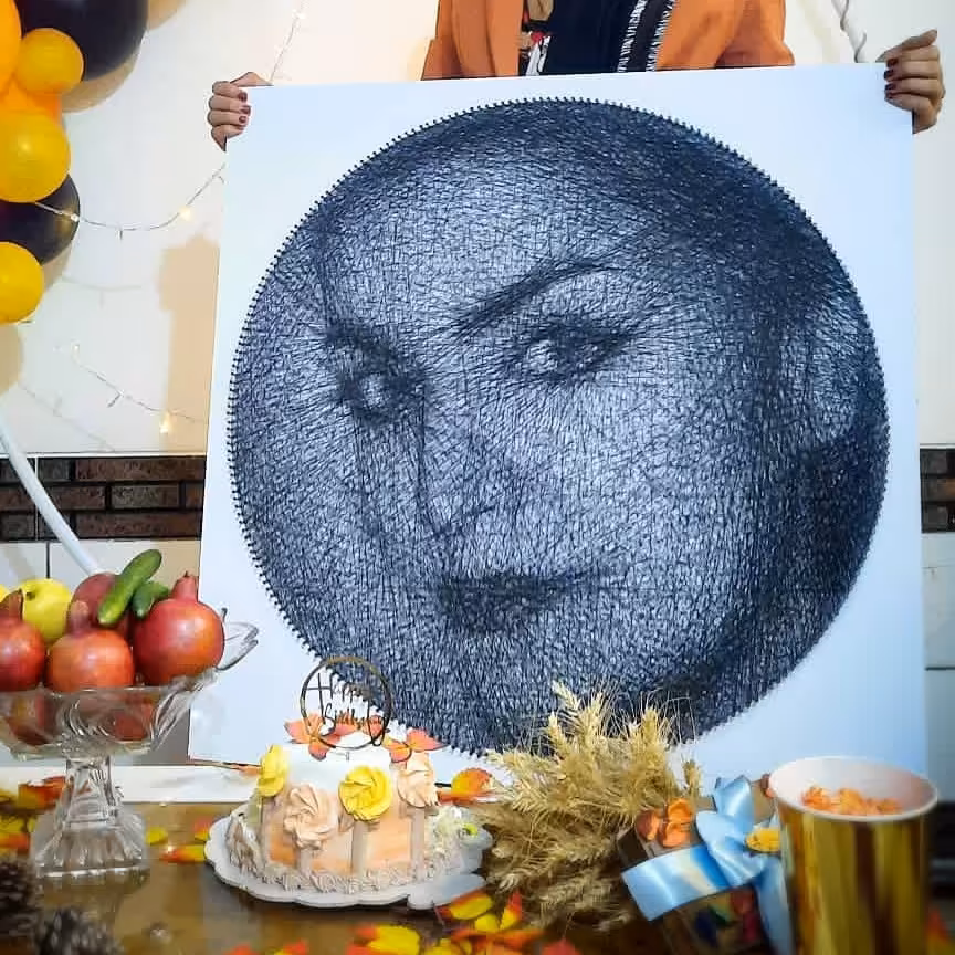 تابلو نخ و میخ قطر 80 سانت مربعی (از عکس شما) 