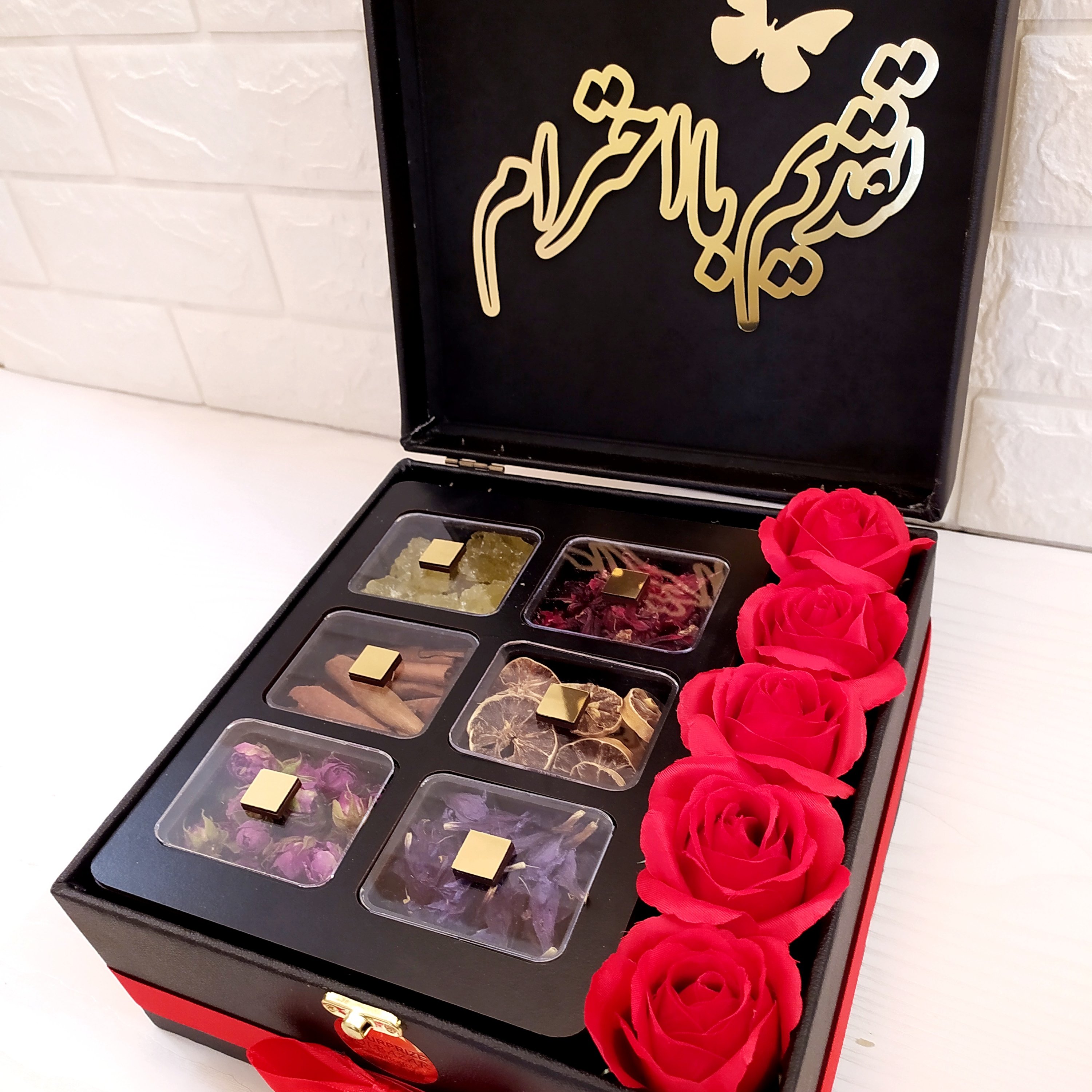 باکس گل و دمنوش
