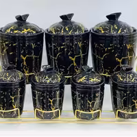 پاسماوری ماربل دو دو رنگ سفید و مشکی... جنس سرامیکی همراه با استند طلایی.. 