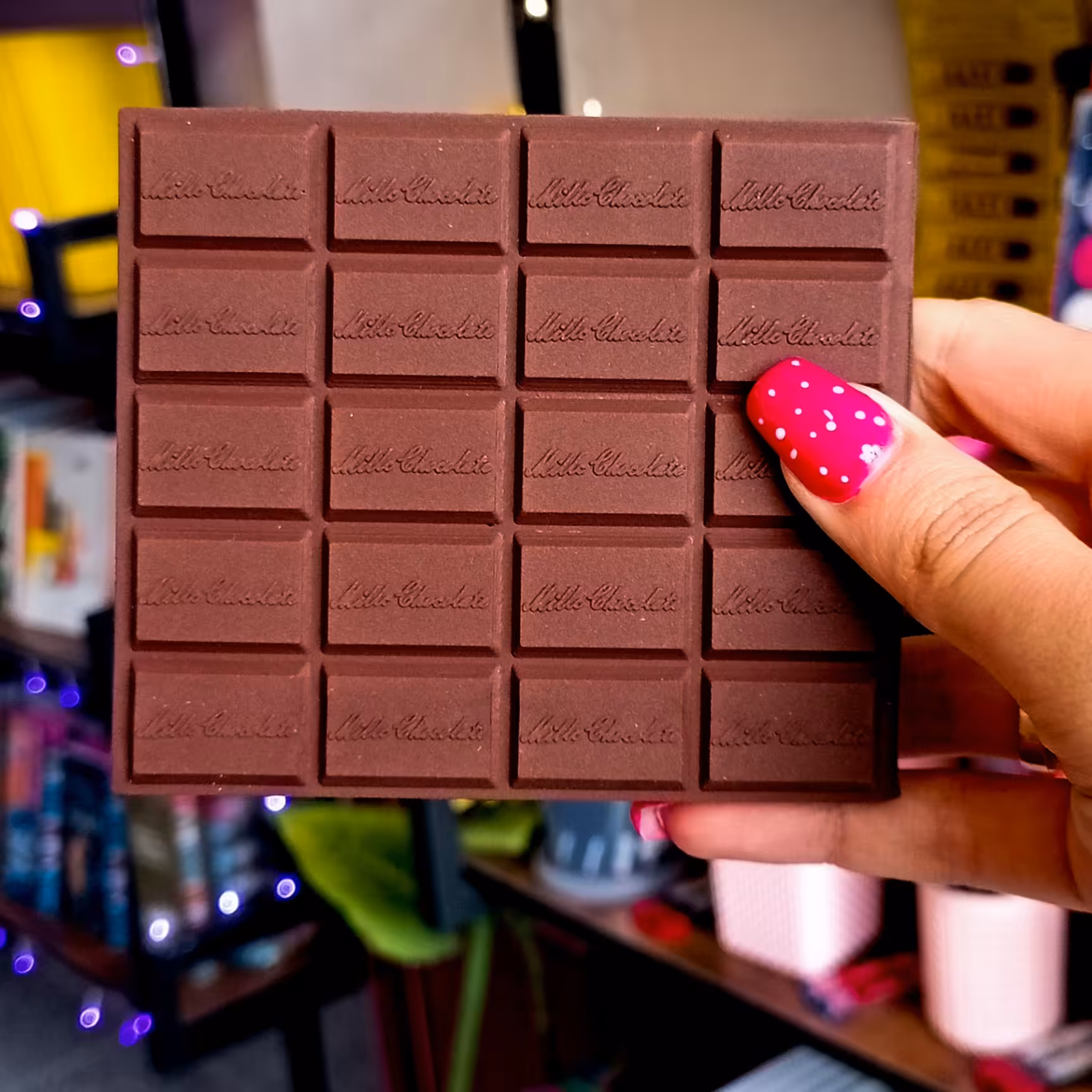 دفترچه شکلاتی با رایحه کاکائو 