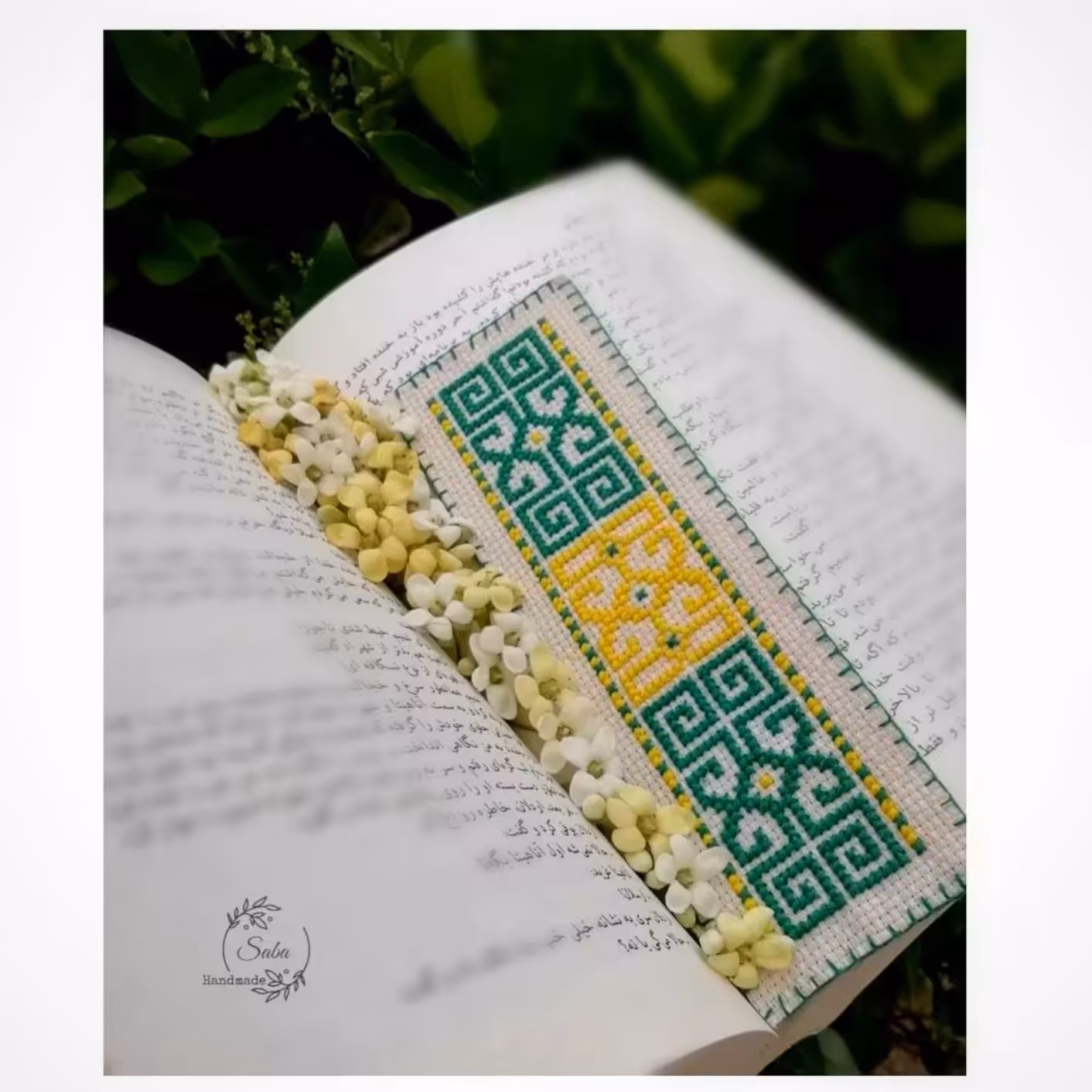  بوکمارک یا نشانک شماره دوزی شده. برای کتاب خوانها. کد 323 (طرح روشنا)