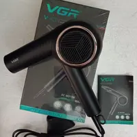 سشوار حرفه ای وی جی آر VGR مدل 420-V توان 2000 وات
موجود در فروشگاه قشمی شاپ
Instagram Qeshmishop