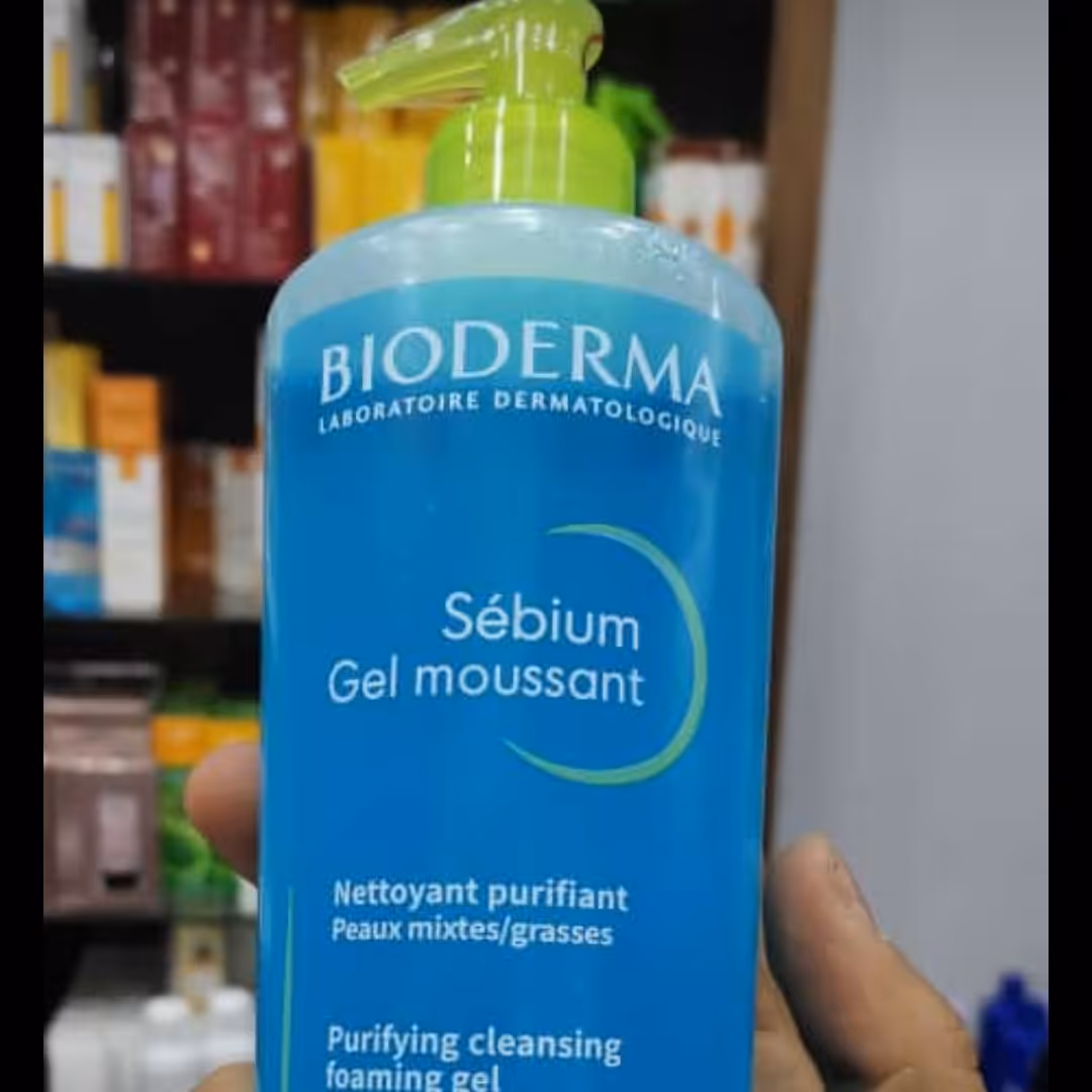 ژل شستشو و پوست چرب بایودرما 