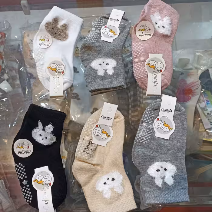 جوراب کف اسنپ استوک دار سایز  7 سال تا بزرگسال