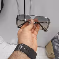 عینک آفتابی مردانه و زنانه مارک دیتیا مدل بازیگر معروف طلا