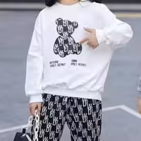 ست بلوز و شلوار اسپورت شیک و جذاب مناسب حدود سنی 2 تا 8 سال جنس دورس لاکرا دار کشی کیفیت تضمینی 