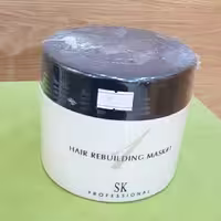 ماسک مو  sk ، ساخت کشور ایتالیا،500 میلی لیتر،مناسب برای کلیه موها مخصوثا موهای خشک ،آسیب دیده،رنگ شده،کراتین و پروتیین 