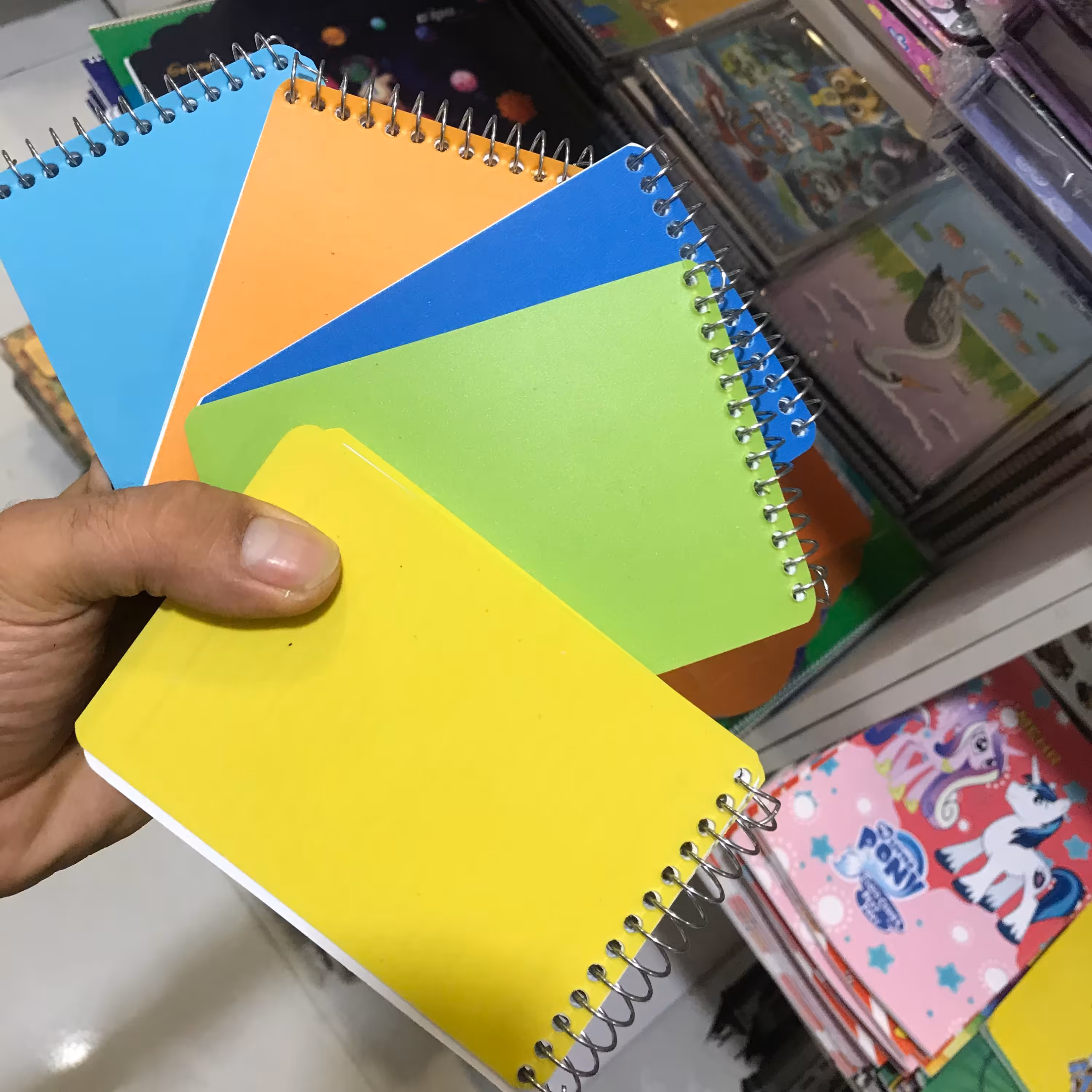دفترچه یادداشت طلقی
