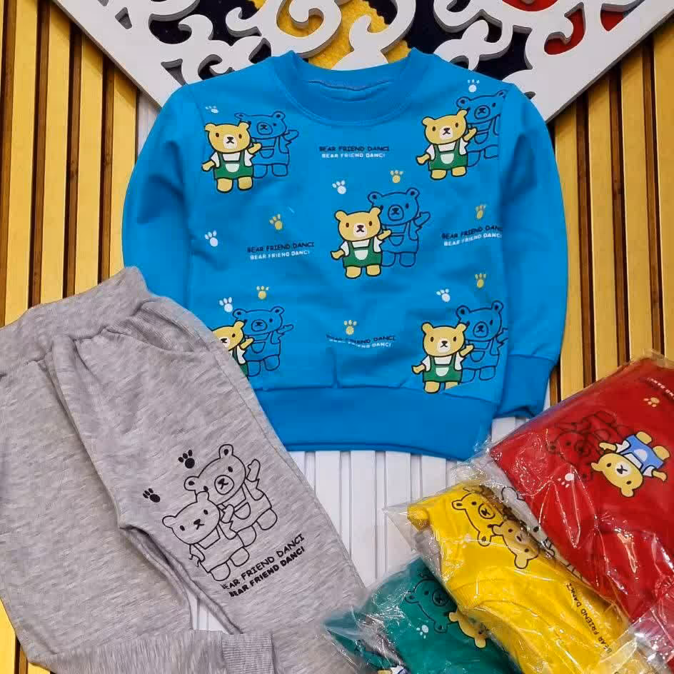 بلوز و شلوار  راحتی پسرانه طرح خرس مهربون در سه سایز 35و 40و 45 