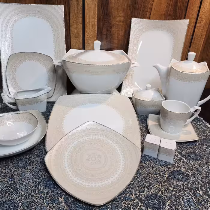 سرویس چینی اصفهان لورین  قالب سناتور  29 پارچه شش نفره