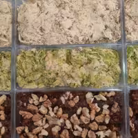 حلوا میکس ،حلوا گردویی،حلوا پسته ای ،حلوا هویج،تولید شده توسط نقل پورحسن